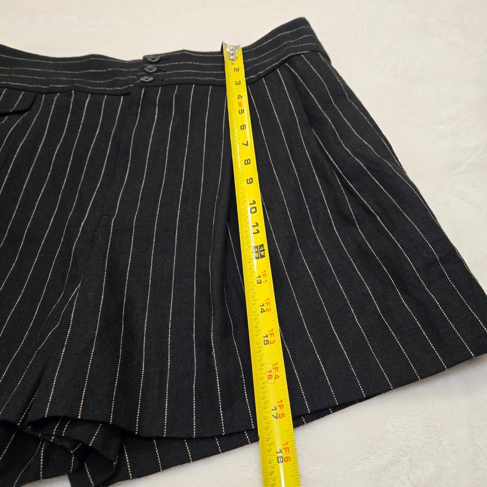 Lauren Ralph Lauren Womens Black Pinstripe Linen Blend Pleated Shorts Size 12 - Picture 2 of 12